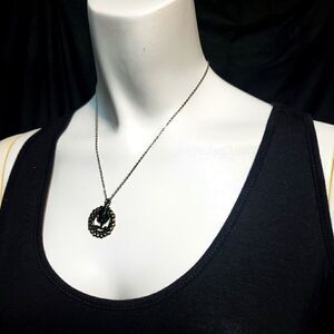 NWT Taramanda L Necklace